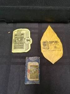lot 104 image: Tobacciana collectible lot - Vintage Spud and Durham advertisement needle pieces and Durham cigarette papers