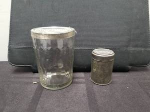 lot 114 image: Tobacciana collectible lot - American snuff tin and glass jar