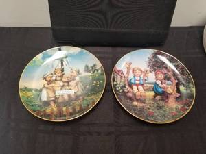 lot 38 image: Hummel Plate by Danbury mint - Apple tree boy and girl and Maypole