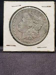 lot 135 image: Morgan Silver Dollar - 1900O - carded