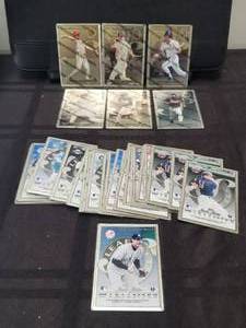 lot 143 image: Selection of 1996 Donruss Steel baseball cards