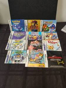 lot 148 image: Selection of Gameboy Advance & Color game manuals