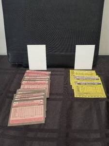lot 154 image: Selection of 1989 & 1990 Topps error baseball cards - cards have blank fronts