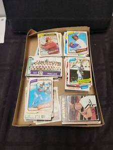 lot 164 image: Selection of vintage baseball cards - varies years and brands