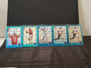 lot 168 image: Selection of John Elway - 1993 Collectors Edge football cards
