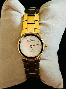 lot 42 image: Skagen Female Watch - Pearl Face