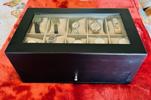 lot 50 image: Wooden Black Watch Display Case (watches not included, listed in separate lots)