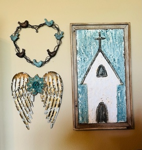 lot 55 image: Beautiful Decorative Wall Art - ChurchAngel WingsHeart