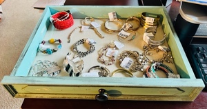lot 116 image: Turquoise Color Drawer Jewelry Tray (contents not included)