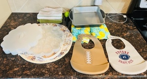 lot 203 image: Assorted Kitchen Lot