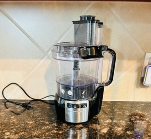 lot 205 image: Hamilton Beach 70721 Food Processor
