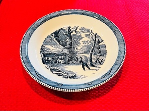 lot 213 image: Currier & Ives Snowy Morning Pie Baking Dish 10