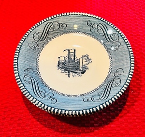 lot 220 image: Set of 4 - Currier &amp Ives Royal 6 Saucers wSteamboat Design&nbsp