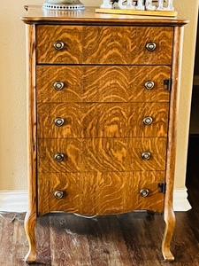 lot 243 image: Solid Oak Hallway Table wDrawers 35x22x18