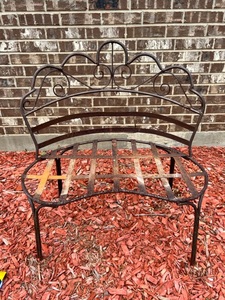 lot 283 image: Iron Garden Bench