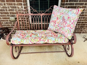 lot 294 image: Brass Rocker Bench With Cushions