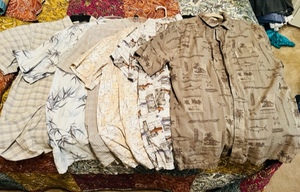 lot 319 image: Six Columbia Brand Button Up Collared Shirts XL