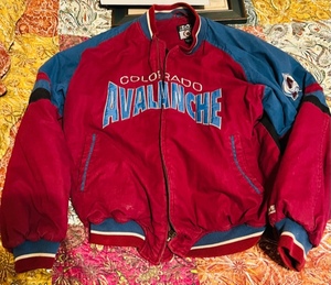 lot 327 image: Colorado Avalanche Team Jacket 2X