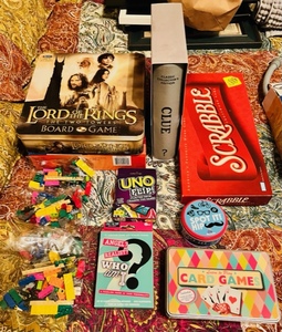 lot 331 image: Eight Board Games & Four Packs Of New Lego Sets