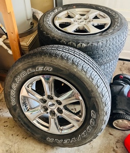 lot 360 image: 4 Tires 275-65R18 Good Year Wranglers on 4 Chrome Spoked F150 Rims