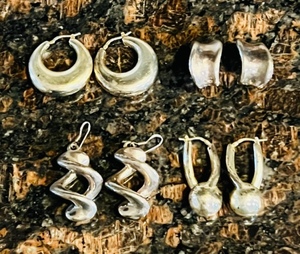 lot 403 image: Four Pairs Of Chunky Earrings