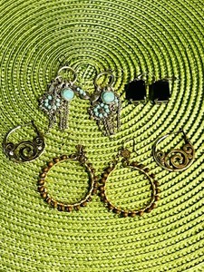 lot 411 image: Five Pair Turquoise, Brown Garnet,  & Hoop Assorted Earrings