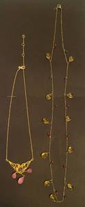 lot 28 image: Alexis Bittar Necklace
