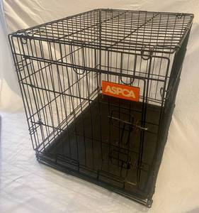 lot 127 image: ASPCA Wire Kennel w2 latch door and tray 24 x 17 34 x 20