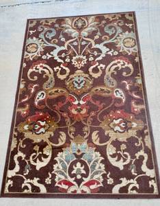 lot 217 image: Rivington Area Rug