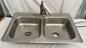 lot 61 image: Stainless Steel Sink