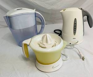 lot 143 image: Vintage Toastmaster Juicer