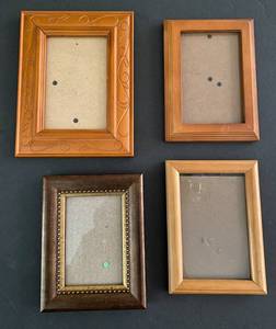 lot 180 image: Wooden Picture Frames Assorted Sizes