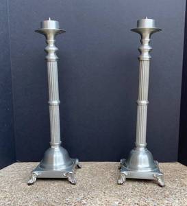 lot 189 image: Puter Candlesticks 19x5x5
