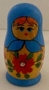 lot 28 image: Russian Matryoshka Hand Painted Nesting Dolls