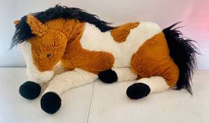 lot 55 image: Dan Dee Collectors Choice Horse 20 Plush