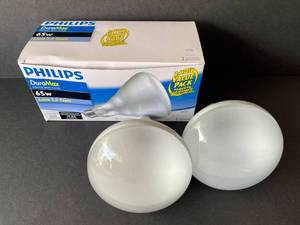 lot 76 image: 4 Phillis Duramax 65watt indoor
