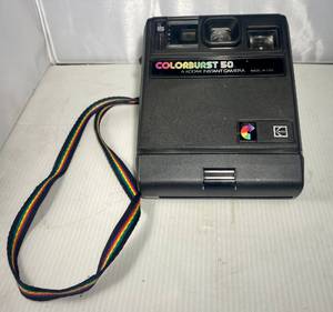 lot 100 image: Vintage Colorburst 50 Kodak Instant Camera