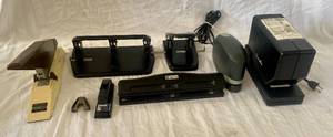lot 121 image: Various Office items