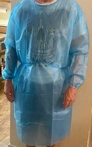 lot 149 image: 17 ICU Visitor Gowns