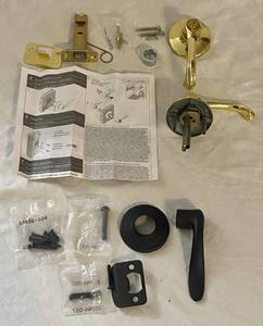 lot 203 image: Door Handles