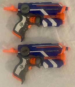 lot 162 image: 2 N Strike Elite Nerf One Shot with 2 extra Darts