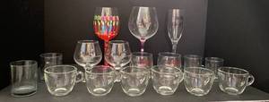 lot 107 image: Various Glasses
