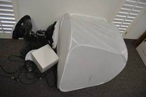 lot 58 image: Photography Lot Soft Lights and Light Shades with Green Screen Cloth