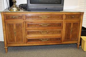 lot 10 image: Vintage Dresser by Drexel with Glass Top 5FtW x 20D x 31H