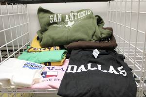 lot 234 image: NEW Adult Clothing 2XL Size - San Antonio Zipper Hoodie, Texas and Colorado T-Shirts