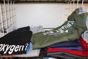 lot 239 image: NEW Adult Clothing  Size M - San Antonio Zipper Hoodie, Plain and Colorado T-Shirts, Plain Gray Tank Tops