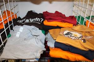 lot 240 image: NEW Adult Clothing  Size M - Texas and Colorado T-Shirts, Plain Gray Tank Tops, and Gray Pants with Stars