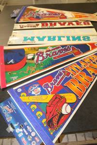 lot 260 image: Atlanta Braves Pennants and Various Cling Decals as shown