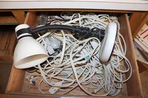 lot 304 image: Extension Cords and Table Lamp