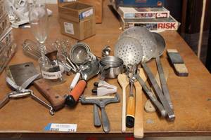 lot 314 image: Kitchen Lot Utensils, Butchers Knife and Sharpening Stones